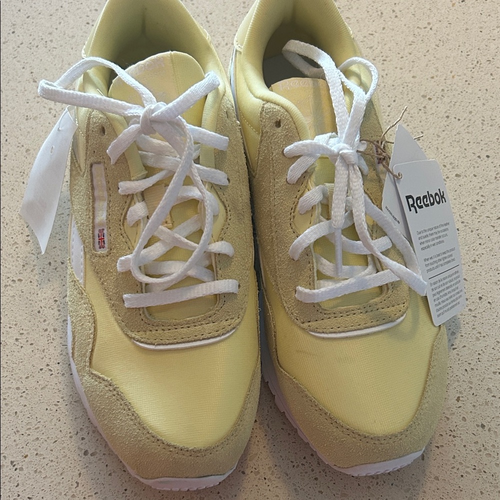 Reebok Kids Lemon Yellow Sneakers size 3.5